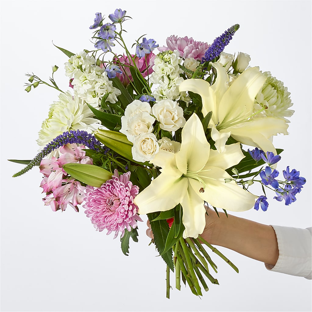 Winter Celebration Bouquet – The Colonial Florist And Gift Shop, Huntingdon PA