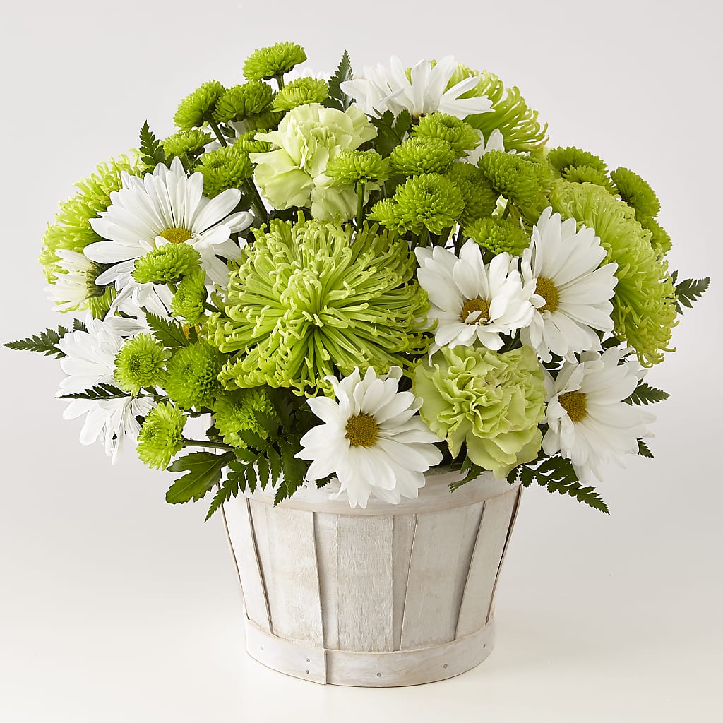 Lucky Charm Basket (Standard) – The Colonial Florist And Gift Shop, Huntingdon PA