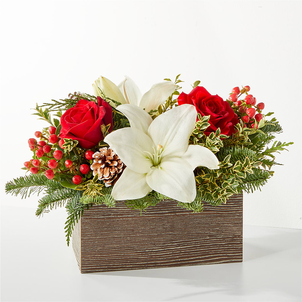 Snowy Wonderland Bouquet – The Colonial Florist And Gift Shop, Huntingdon PA