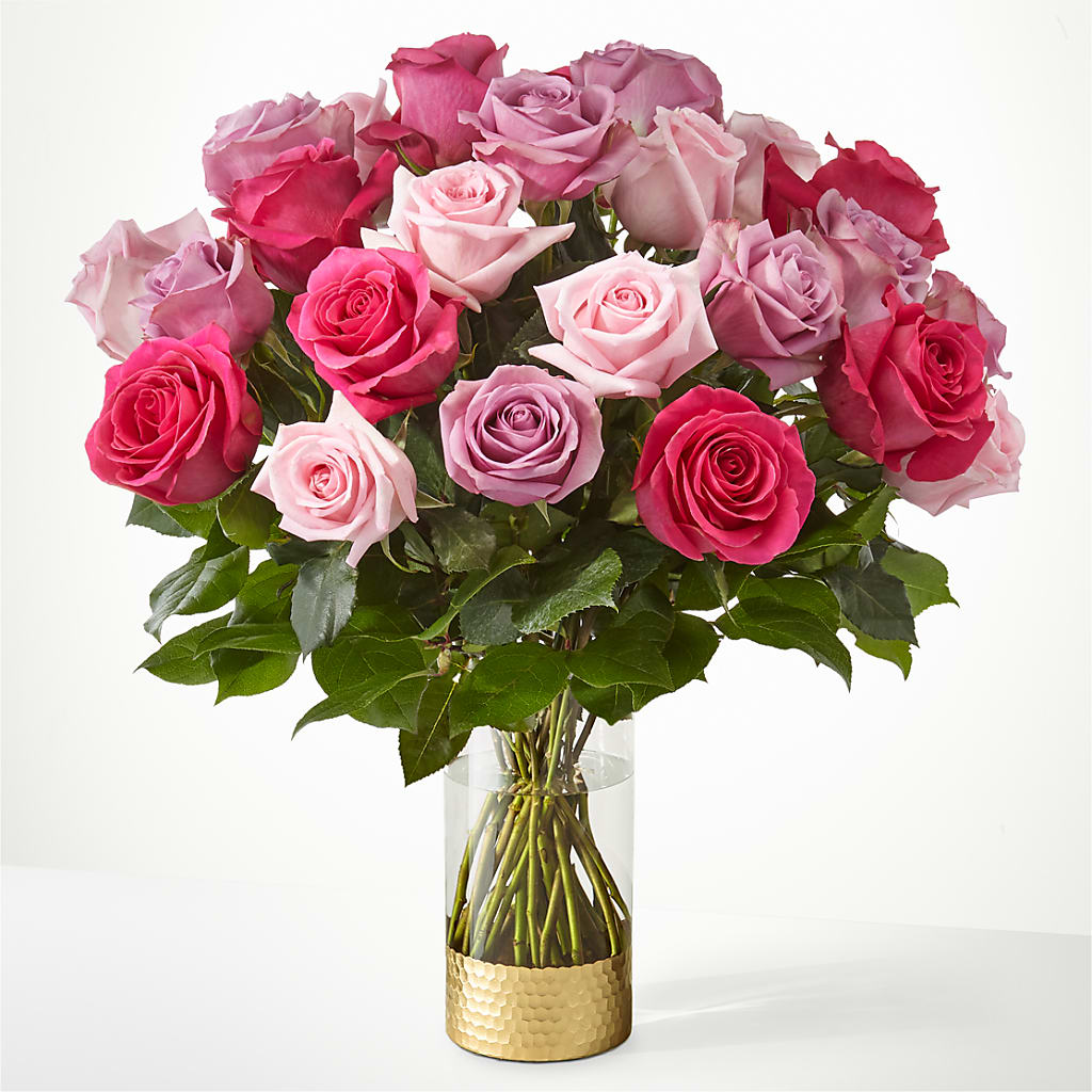 Pure Beauty Mixed Roses – The Colonial Florist And Gift Shop, Huntingdon PA