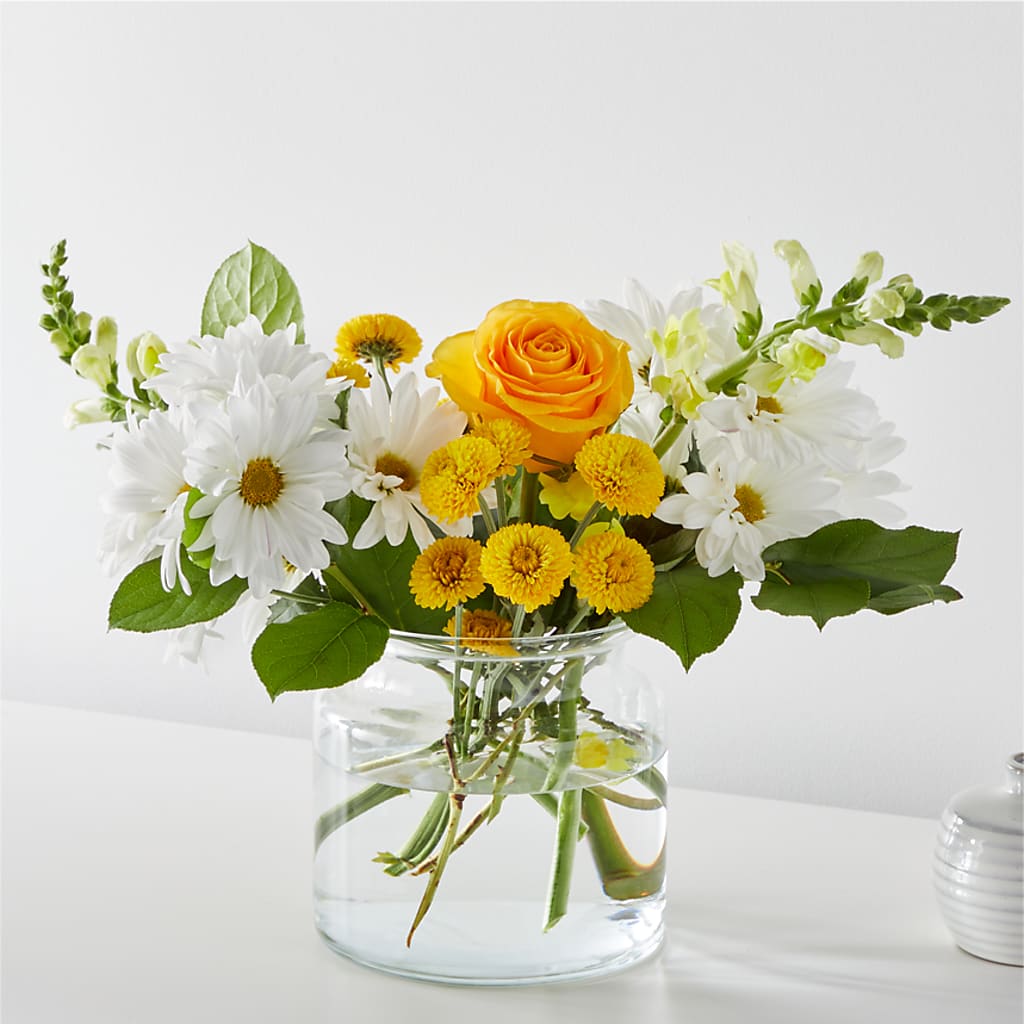 Sun Salutation Bouquet – The Colonial Florist And Gift Shop, Huntingdon PA