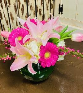 Colonial Perfectly Pink – The Colonial Florist And Gift Shop, Huntingdon PA