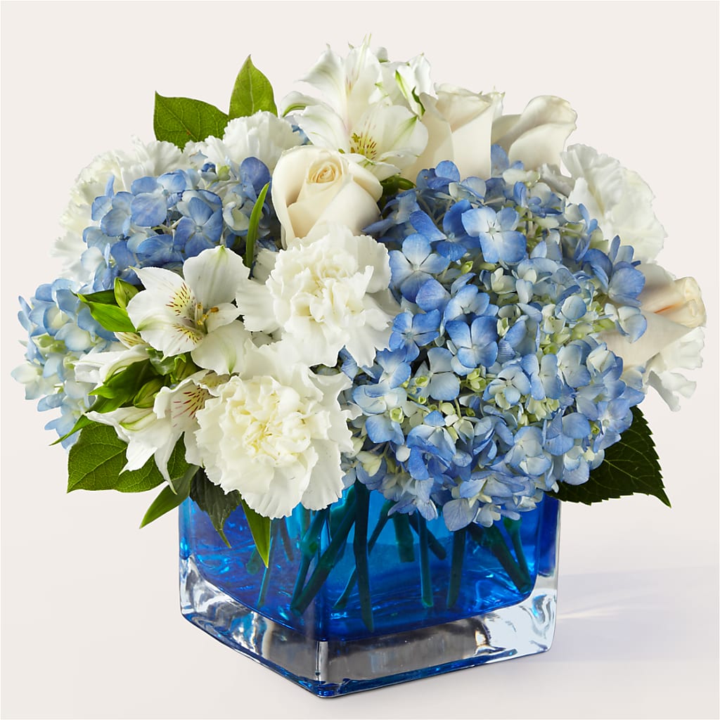Soothing Waters Bouquet – The Colonial Florist And Gift Shop, Huntingdon PA