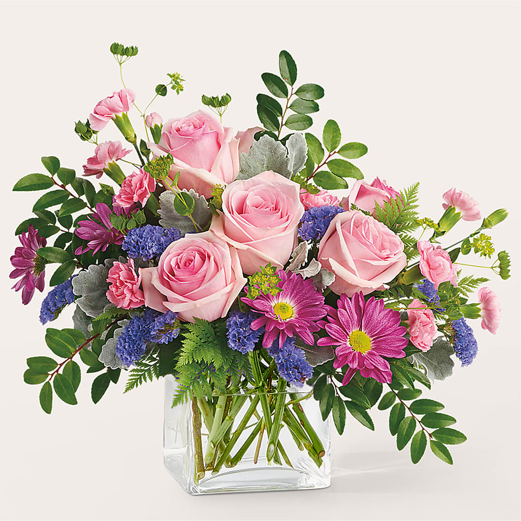 Starlet Bouquet – The Colonial Florist And Gift Shop, Huntingdon PA