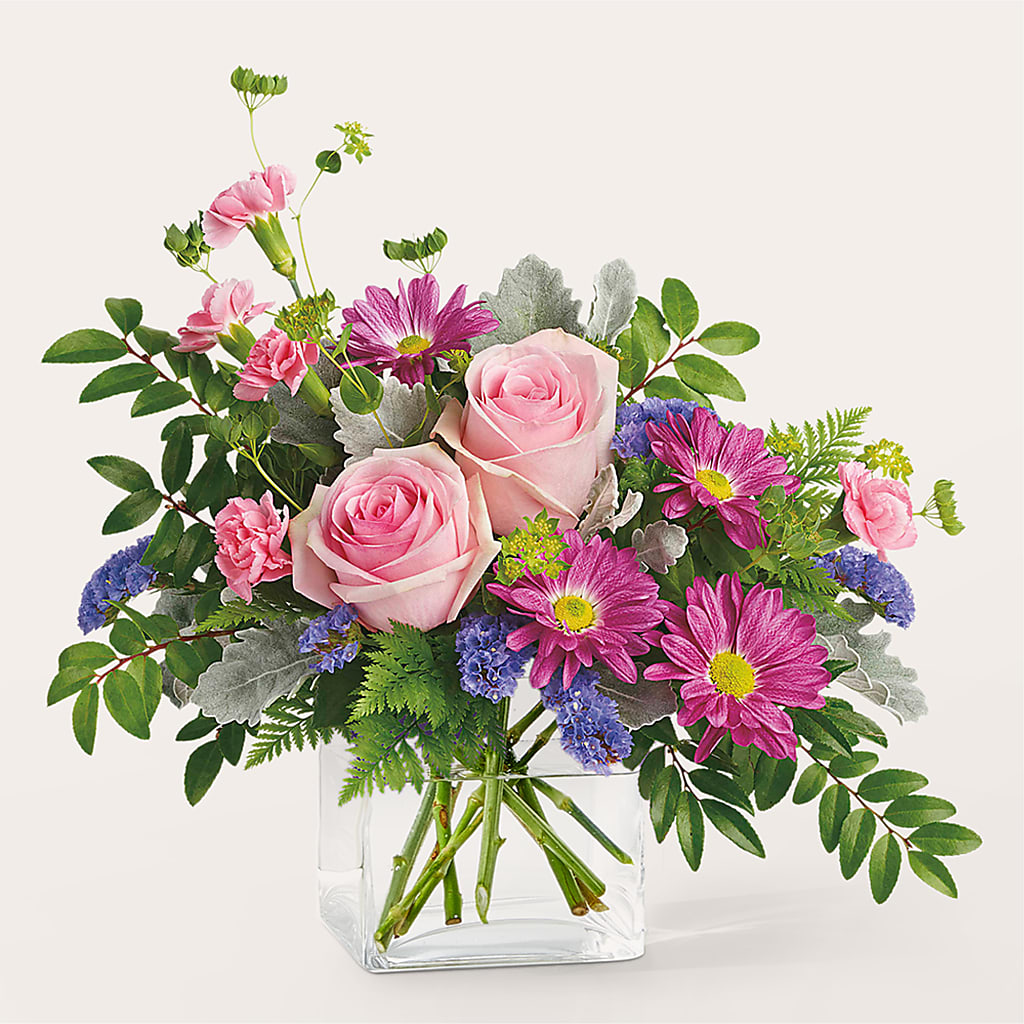 Starlet Bouquet – The Colonial Florist And Gift Shop, Huntingdon PA