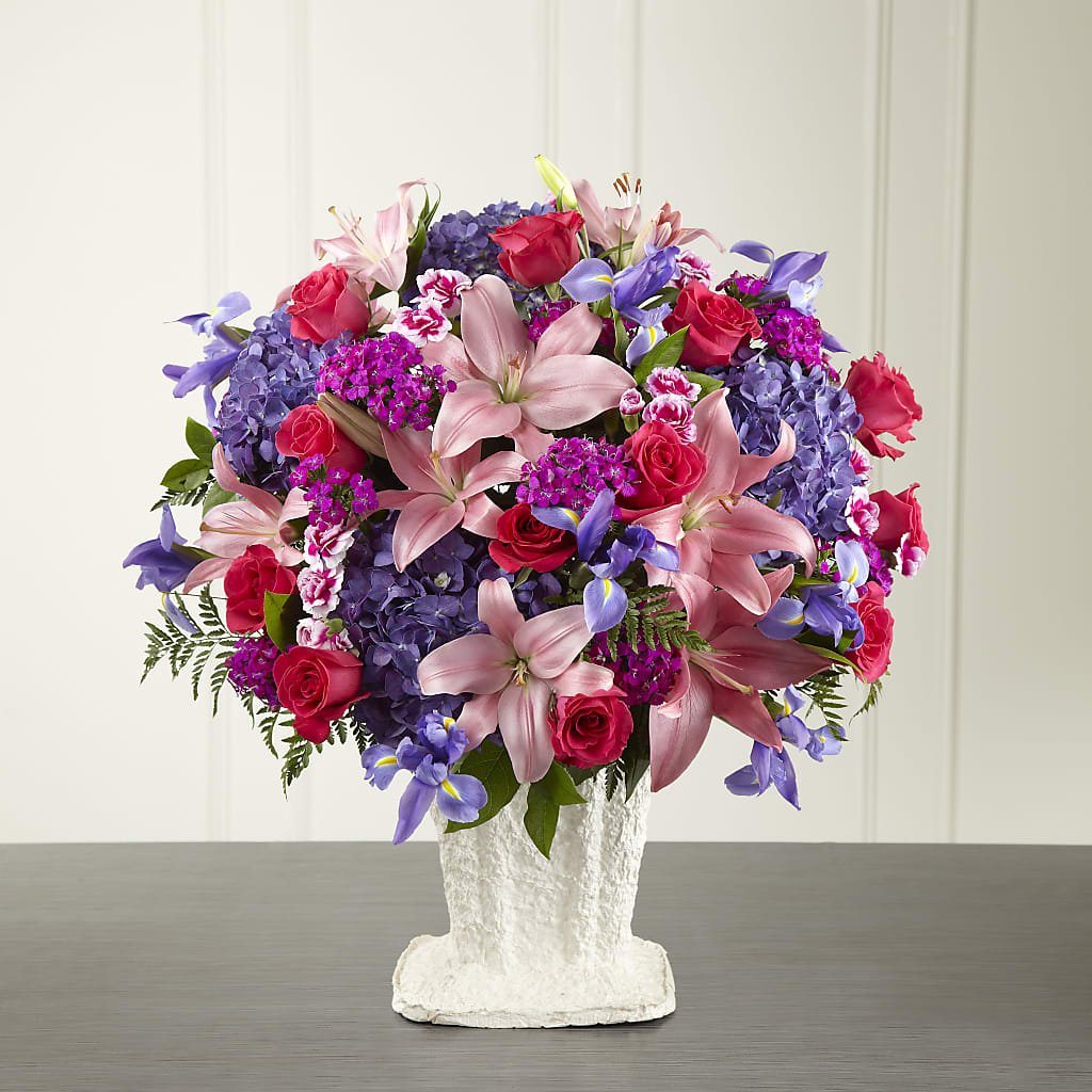 We Fondly Remember Arrangement – The Colonial Florist And Gift Shop, Huntingdon PA