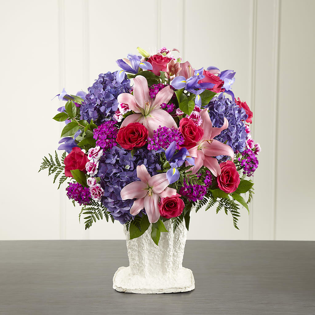 We Fondly Remember Arrangement – The Colonial Florist And Gift Shop, Huntingdon PA