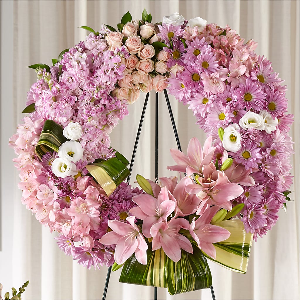 Gift of Warmth Wreath – The Colonial Florist And Gift Shop, Huntingdon PA