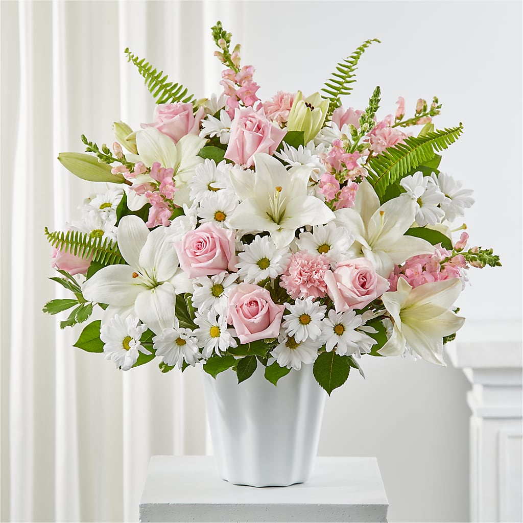 Soft Touch Tabletop Basket – The Colonial Florist And Gift Shop, Huntingdon PA