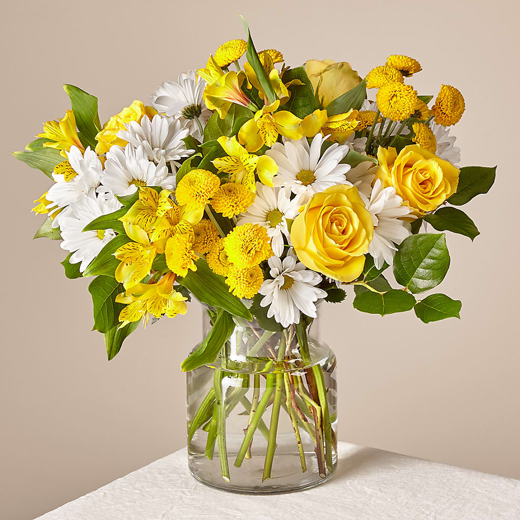 Sunny Sentiments Bouquet – The Colonial Florist And Gift Shop, Huntingdon PA