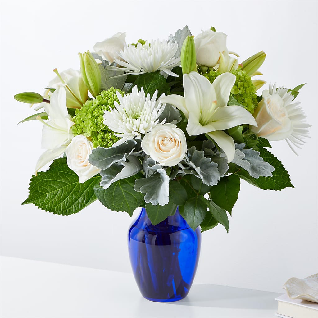 Snowy Dreams Bouquet – The Colonial Florist And Gift Shop, Huntingdon PA