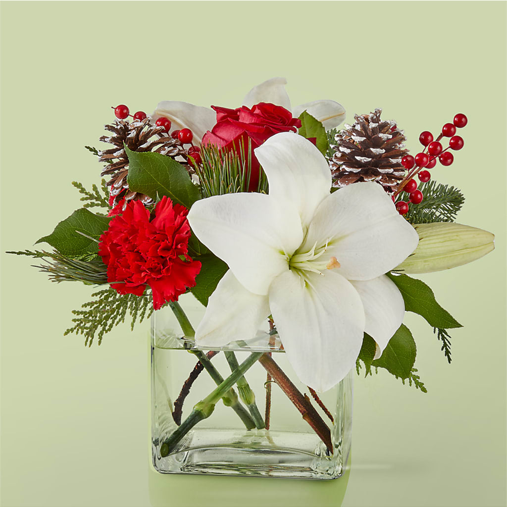 Glistening Icicles Bouquet – The Colonial Florist And Gift Shop, Huntingdon PA