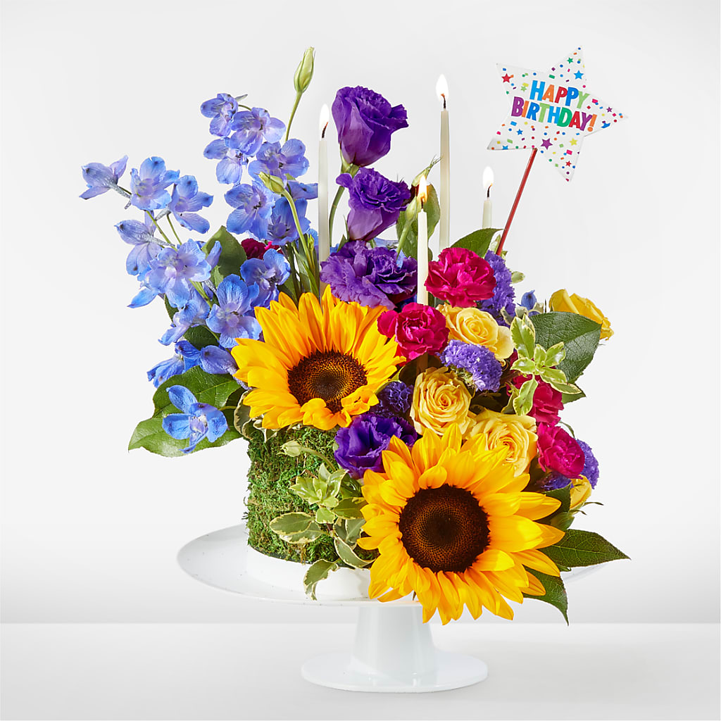 Star of the Day Floral Cake – The Colonial Florist And Gift Shop, Huntingdon PA