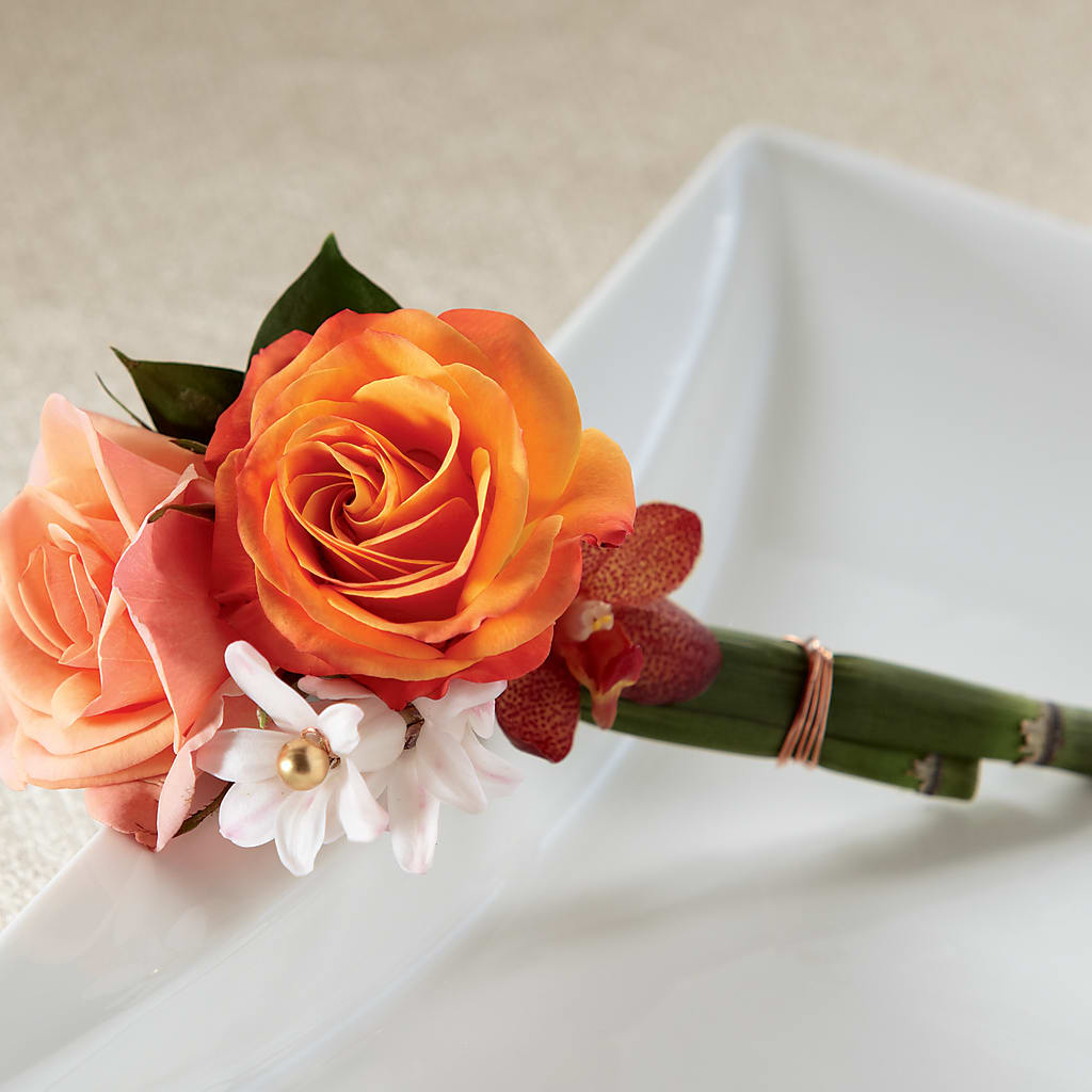 Sunset Dream Boutonniere – The Colonial Florist And Gift Shop, Huntingdon PA