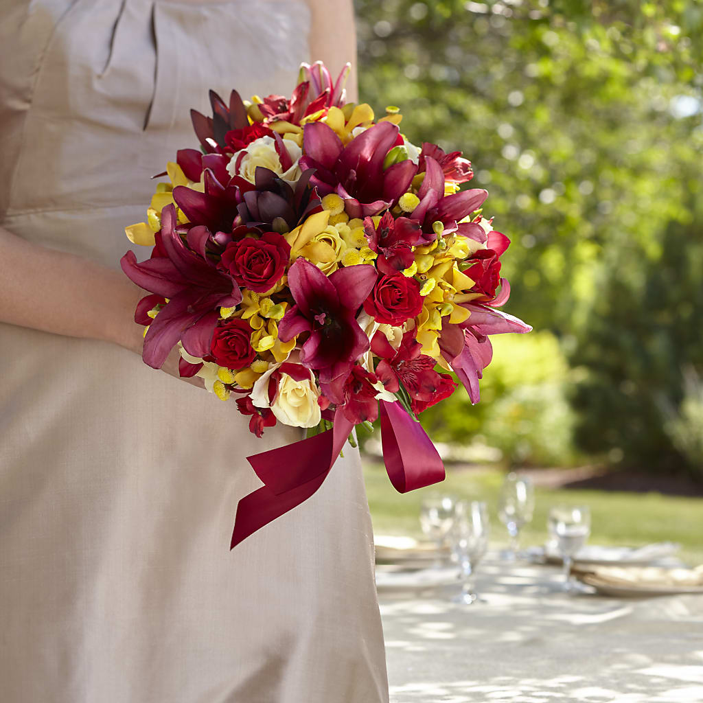 Sunningdale Bouquet – The Colonial Florist And Gift Shop, Huntingdon PA