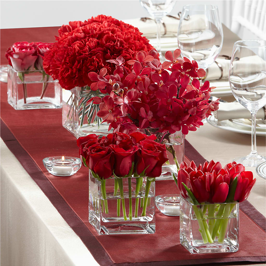 Modern Grace Centerpiece – The Colonial Florist And Gift Shop, Huntingdon PA