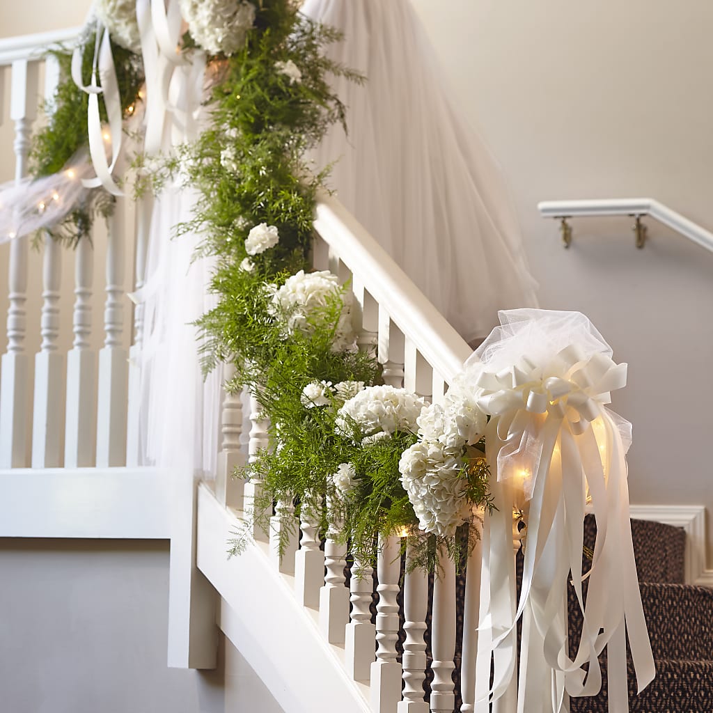 Champagne Dreams Garland – The Colonial Florist And Gift Shop, Huntingdon PA