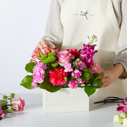 Sweetberry Box – A Florist Original –  The Colonial Florist And Gift Shop, Huntingdon PA