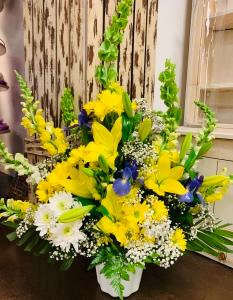 Colonial Loving Memories –  The Colonial Florist And Gift Shop, Huntingdon PA