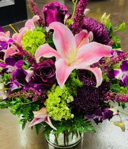 Colonials Premium Blooms –  The Colonial Florist And Gift Shop, Huntingdon PA