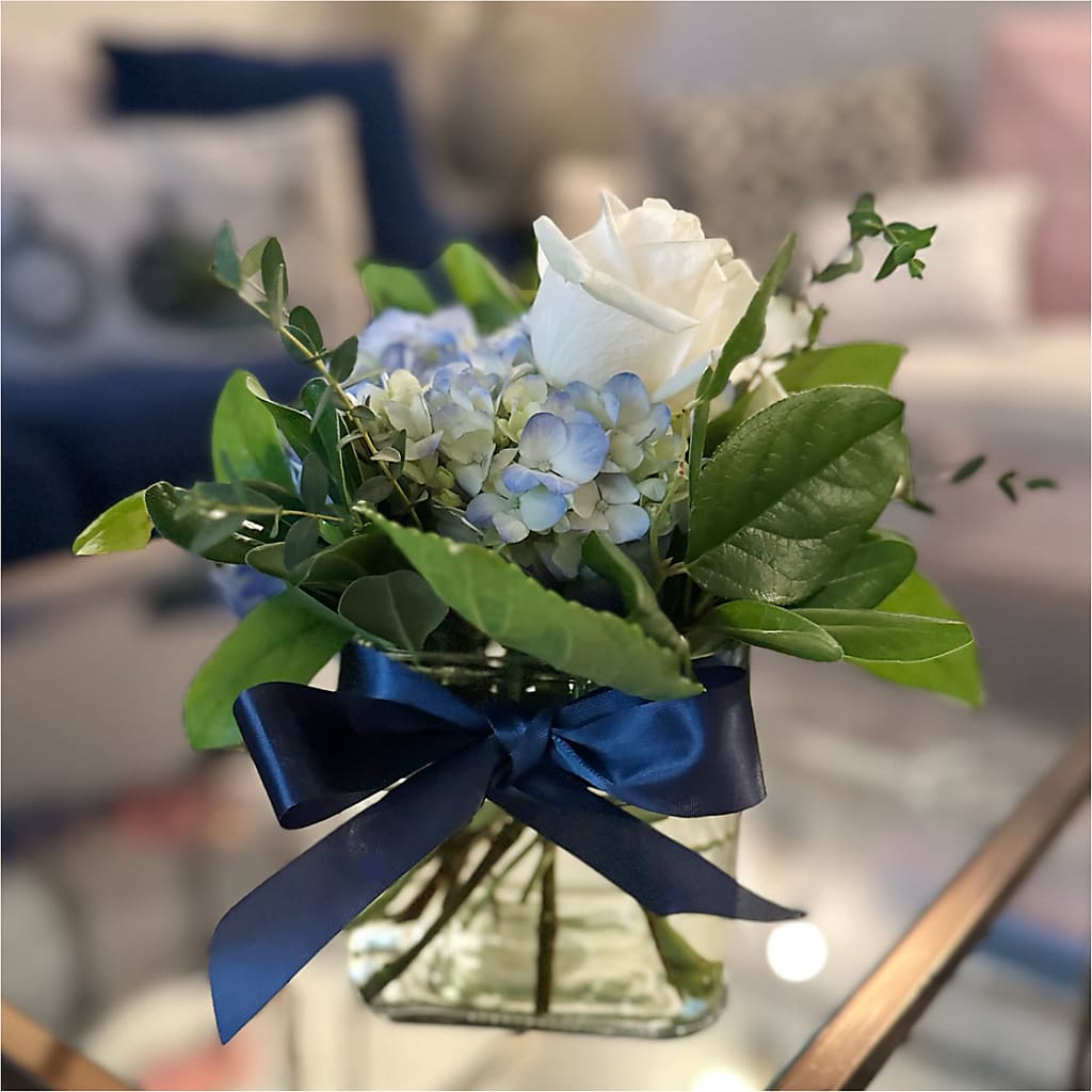 Sky Blue Delight Bouquet –  The Colonial Florist And Gift Shop, Huntingdon PA