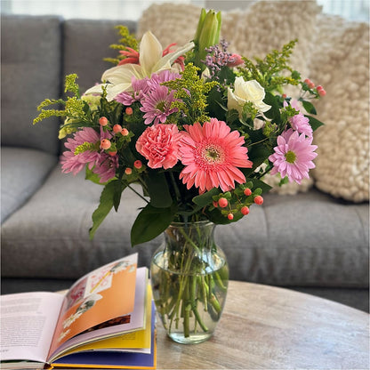 Pastel Tradition - A Florist Original –  The Colonial Florist And Gift Shop, Huntingdon PA