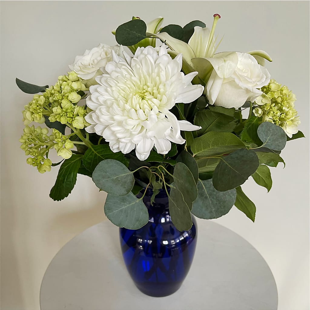 Snowy Dreams Bouquet –  The Colonial Florist And Gift Shop, Huntingdon PA