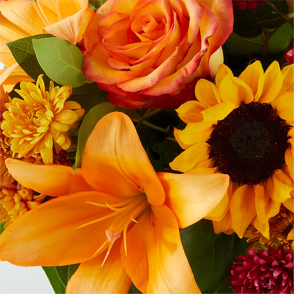 Grateful Centerpiece –  The Colonial Florist And Gift Shop, Huntingdon PA