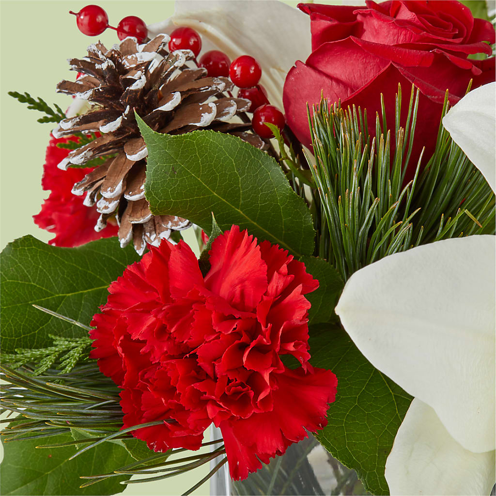 Glistening Icicles Bouquet –  The Colonial Florist And Gift Shop, Huntingdon PA