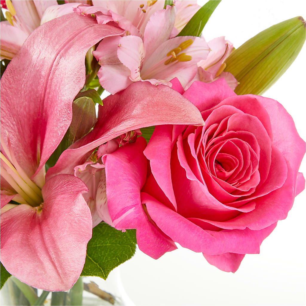 Lots of Love Bouquet –  The Colonial Florist And Gift Shop, Huntingdon PA