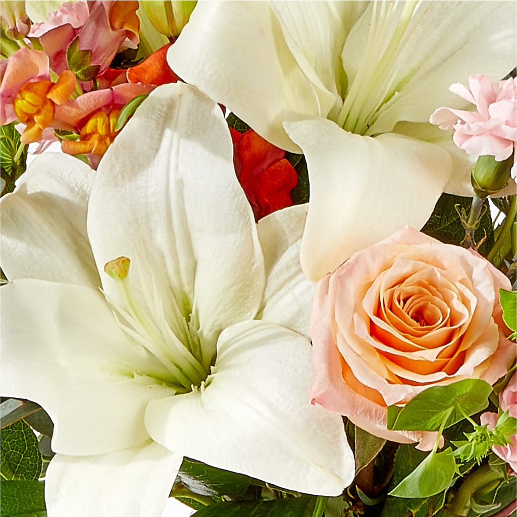 Grapefruit Splash Bouquet –  The Colonial Florist And Gift Shop, Huntingdon PA