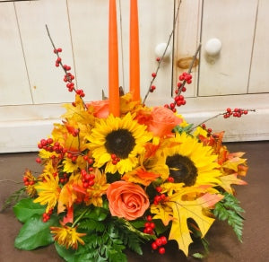 Colonials Sunflower & Rose Centerpiece